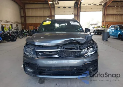 2019 Volkswagen Tiguan 2.0T Se/2.0T Sel/2.0T Sel R-Line/2.0T Sel R-Line Black из США, поврежденный, VIN 3VV2B7AX2KM117443